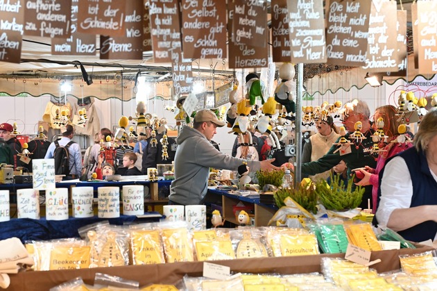 Staatssekretärin Kurtz eröffnet erfolgreichste eurobee