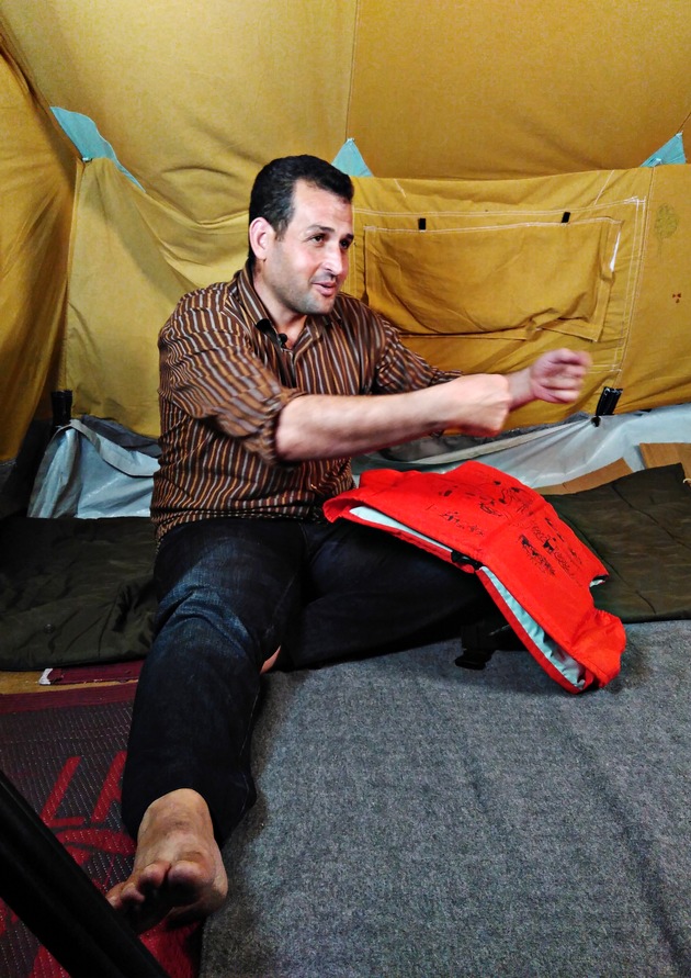 Project Life Jacket: Zeit, aus Flüchtlingen wieder Menschen zu machen