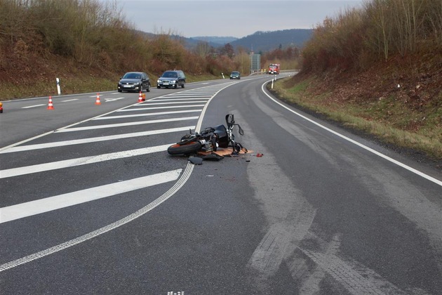 POL-PDKL: Motorrad fährt auf PKW auf
Lohnsfeld