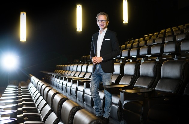 CinemaxX Holdings GmbH: CinemaxX ist zurück! Am 1.7. öffnen alle 31 Kinos deutschlandweit ihre Türen / Individuell verstellbare Liegesitze in jedem Saal und an jedem Platz - sieben Kinos gehen mit Recliner-Sesseln an den Start