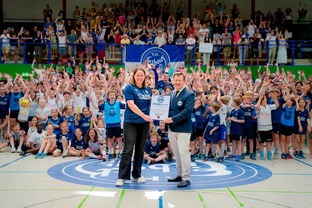Hamburger Verein holt Weltrekord in die Hansestadt und spielt längstes Handballspiel der Welt