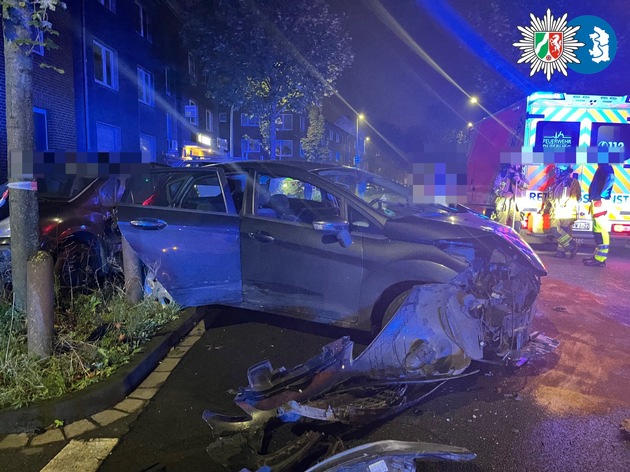 POL-DU: Untermeiderich: Vorfahrt missachtet - zwei Verletzte, vier beschädigte Fahrzeuge