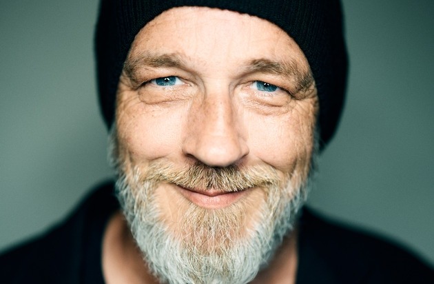 SOS-Kinderdörfer weltweit e.V.: Ein Abend im Zeichen der Hoffnung: Exklusive Interview-Gelegenheit mit Torsten Sträter und Betty Taube zur psychischen Gesundheit von Kindern