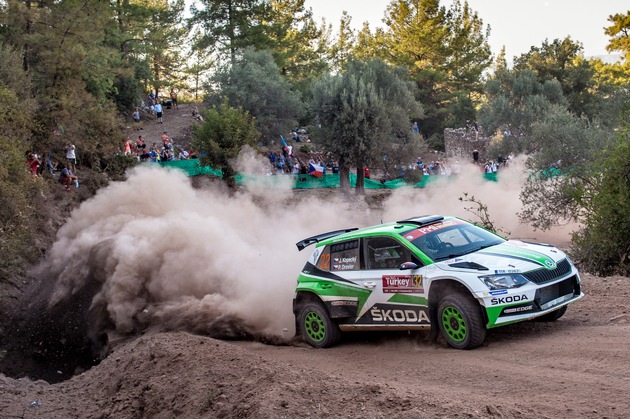 SKODA bei Rallye Spanien: Neuer WRC 2-Champion Jan Kopecký möchte Saison mit weiterem Sieg krönen (FOTO)