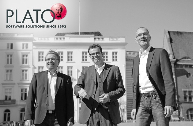 PLATO AG: 30 Jahre PLATO / Von der 2-Mann Firma zum globalen Technologie-Führer