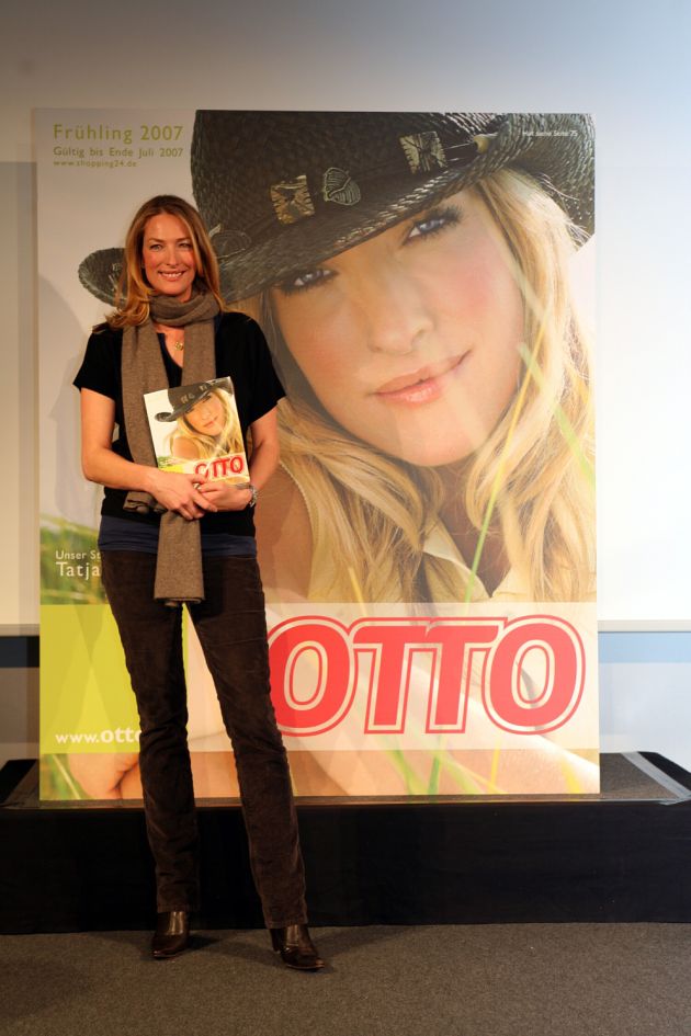 Tatjana Patitz ist das neue Gesicht von OTTO / Start in die &quot;Saison des guten Gefühls&quot;