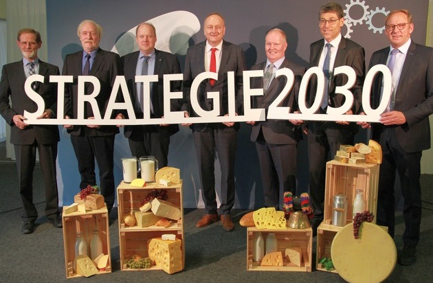 Deutscher Bauernverband (DBV): Strategie 2030 - Deutsche Milchwirtschaft gemeinsam auf dem Weg!