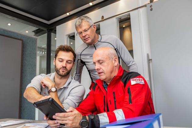 Digitaler Service für alle Partner / DRF Luftrettung launcht App für den Einsatz mit Luftrettern