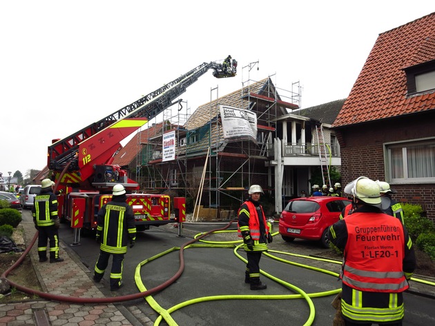 FW-WRN: Feuer 3 Küchenbrand in der Ludgeristraße