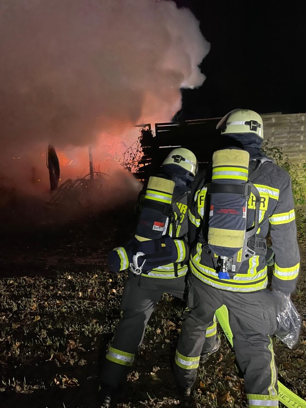 FW-EN: Wetter - zwei Brandeinsätze am Sonntagabend