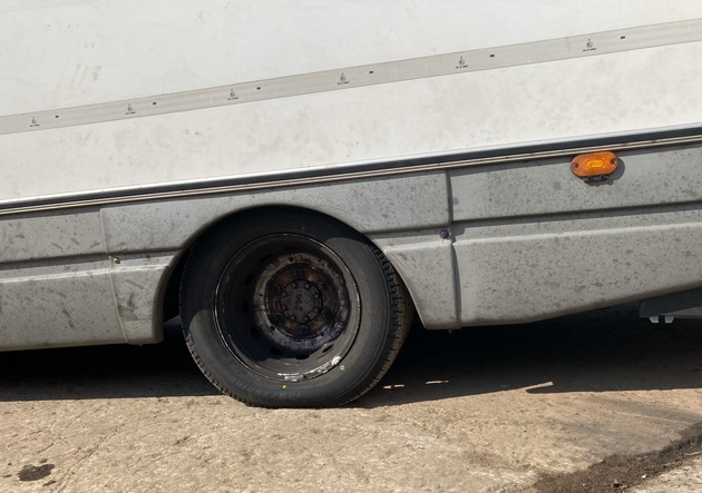 POL-BO: 129 Prozent Überladung: Polizei stoppt polnischen Lkw