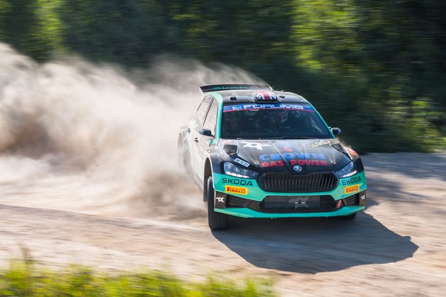 Rallye Finnland: Škoda Fabia RS Rally2-Fahrer Oliver Solberg strebt WRC2-Führung an
