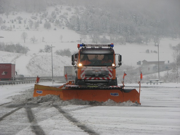 Vorbereitet auf Schnee und Eis: Die Autobahn GmbH Niederlassung Südwest sichert den Winterdienst auf rund 1.050 Autobahnkilometern
