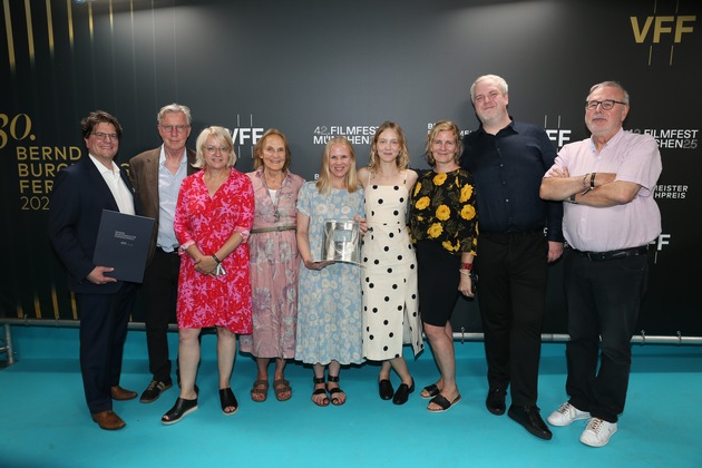&quot;Die Nichte des Polizisten&quot; gewinnt Bernd Burgemeister Fernsehpreis / Weltpremiere am 30. Juni 2025 auf dem 42. Filmfest München