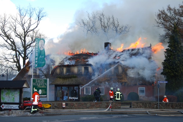 POL-WL: Brand Garlstorf - weitere Fotos