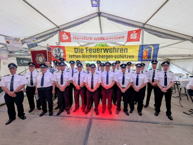FW-KLE: Freiwillige Feuerwehr Bedburg-Hau feiert Gemeinschaft, Engagement und gelebtes Ehrenamt