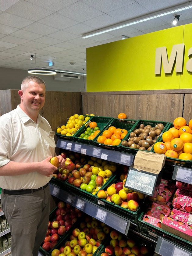 Presse-Information: Edeka Falk eröffnet in Steinbach