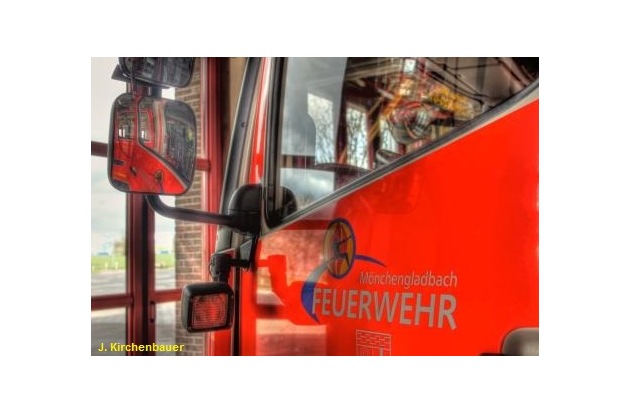 FW-MG: Feuerwehrübung Eisrettung - Betreten von Eisflächen lebensgefährlich!