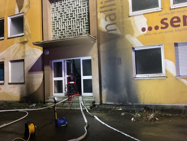 FW-DO: Kellerbrand in ehemaligem Bildungszentrum / Westhoffstraße