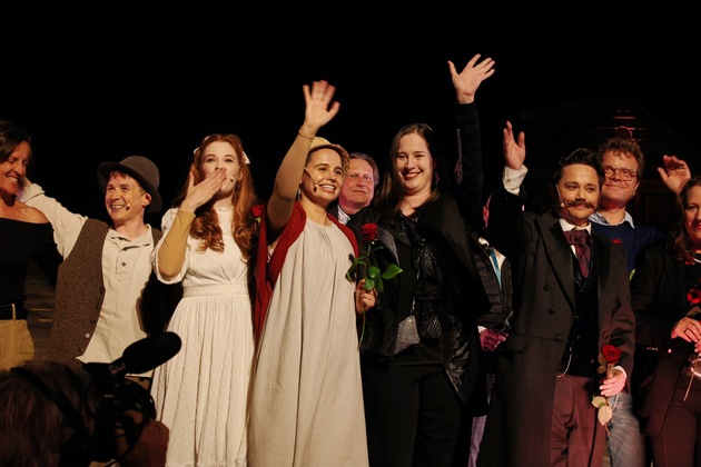 Grosses Spektakel an der Premiere von HEIDI – DAS NEUE MUSICAL auf der Walensee-Bühne