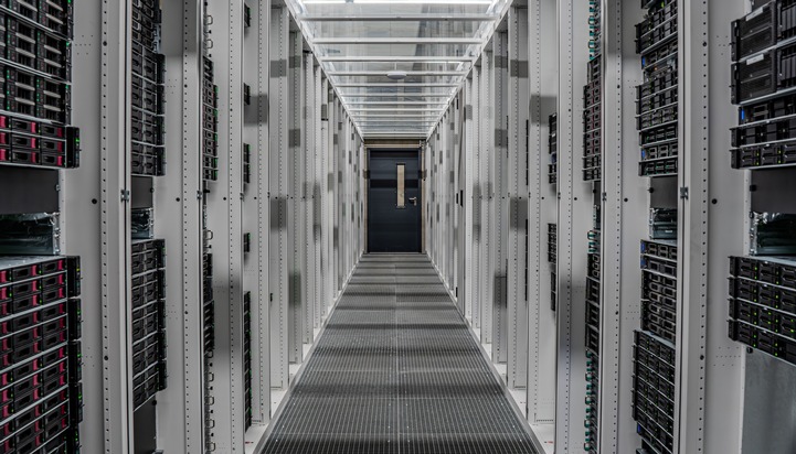 Infomaniak: Infomaniak amplia il suo Public Cloud sovrano con servizi gestiti pensati per una migrazione semplice dagli hyperscaler