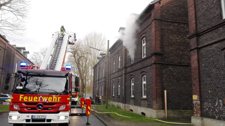 FW-GE: Wohnungsbrand in Bismarck