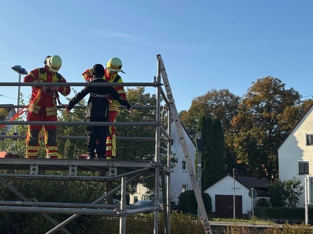 FW LK Esslingen: Abnahme des Leistungsabzeichens im Landkreis Esslingen