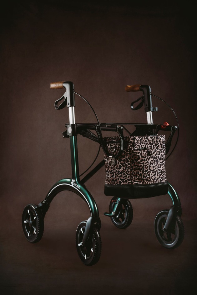Praktisch und elegant: Neue Designertasche für den Rollator