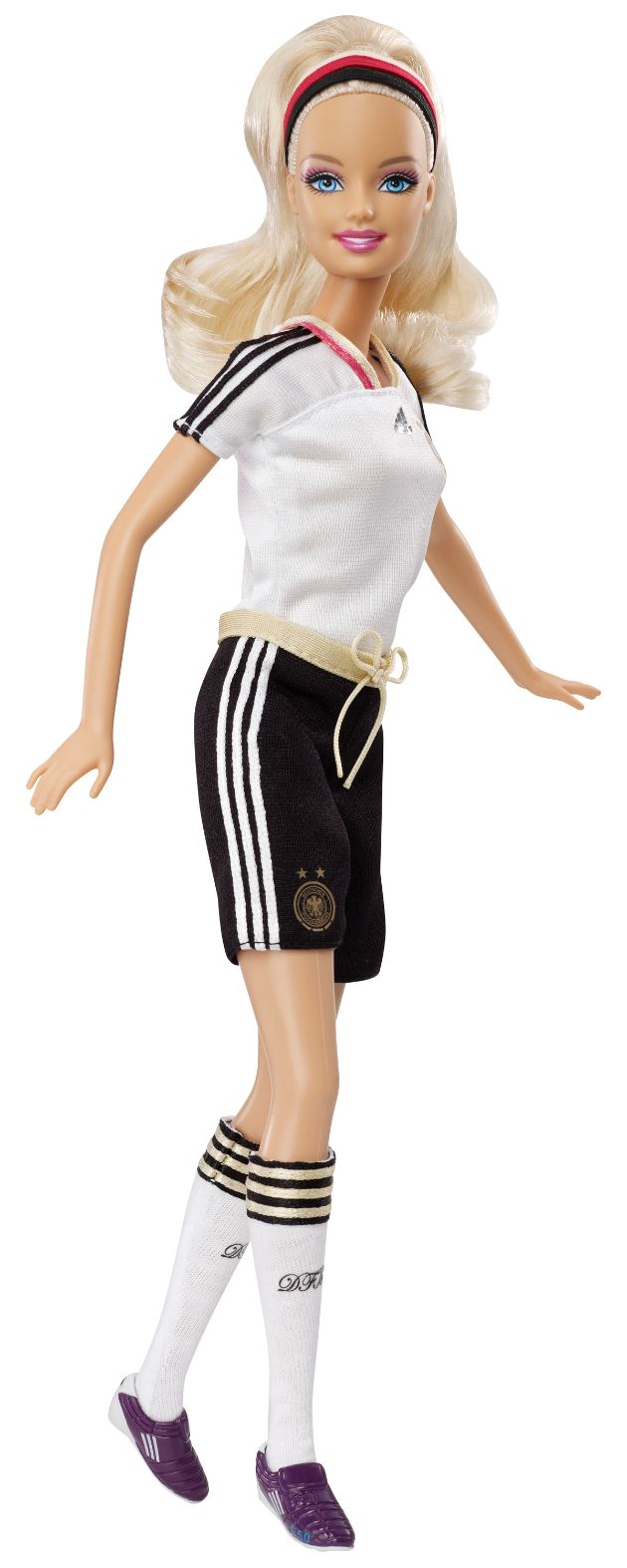 Kick it like Barbie! / Die DFB-Barbie schnürt schon jetzt die Fußballschuhe für die Frauenfußball Weltmeisterschaft 2011 (mit Bild)