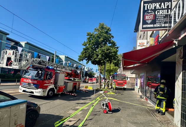 FW-BO: Brand in einem Restaurant an der Castroper Straße