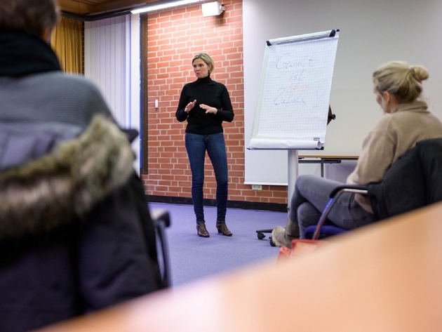 POL-LG: ++ "Wie schützen sich Frauen?" -> Vorträge bei der Polizei "Gegen Gewalt an Frauen" in Lüneburg ++ begrenzte Teilnehmerinnenzahl - Voranmeldungen erforderlich! ++