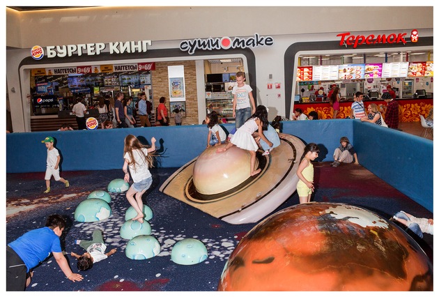 The Art Collections of the Swiss Post and the Kunstmuseum St.Gallen in Dialogue