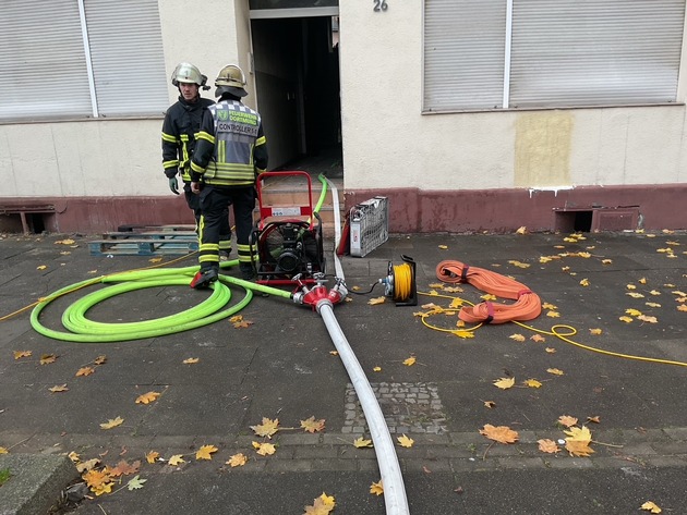 FW-DO: Feuer in Mitte Nord / Brand im einem Mehrfamilienhaus