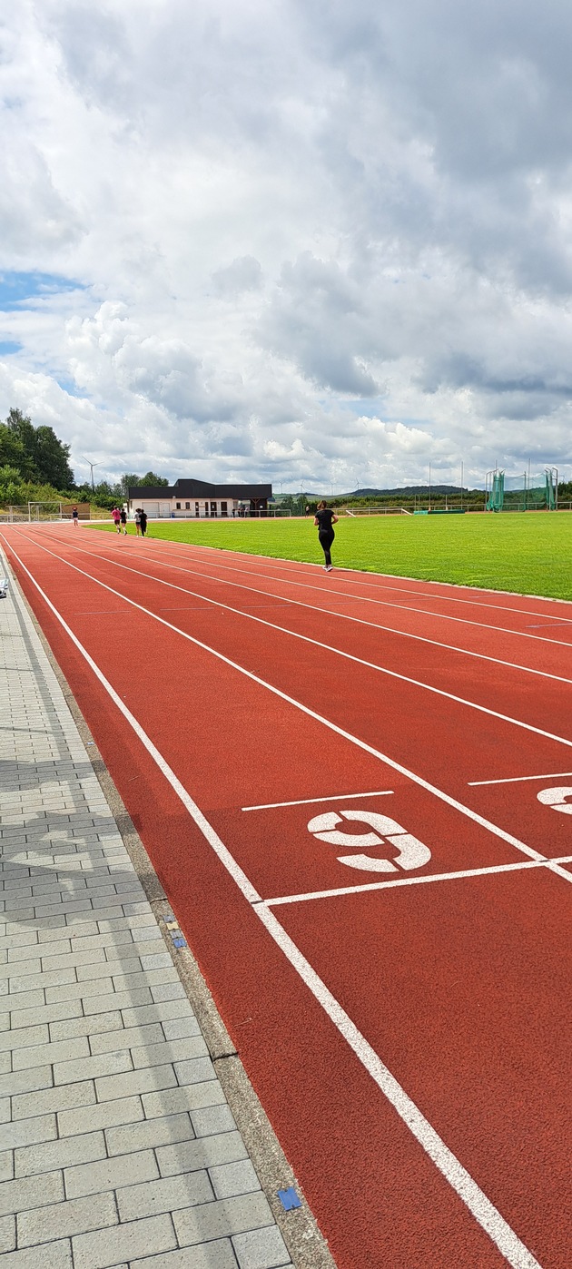POL-PDTR: Polizei-Sporttest begeistert erneut: großes Interesse an der Polizei