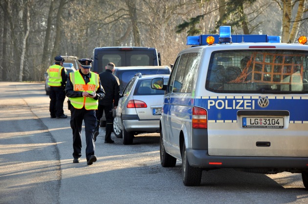 POL-WL: Bekämpfung der Eigentumskriminalität - Polizei kontrollierte an verschiedenen Stellen im Landkreis den Straßenverkehr