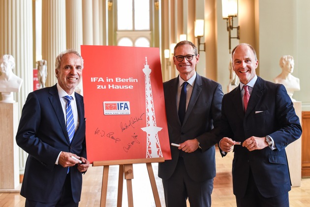 IFA bleibt in Berlin - gfu und Messe Berlin verlängern erfolgreiche Partnerschaft um fünf Jahre - Regierender Bürgermeister: &quot;IFA stärkt internationale Strahlkraft Berlins&quot;