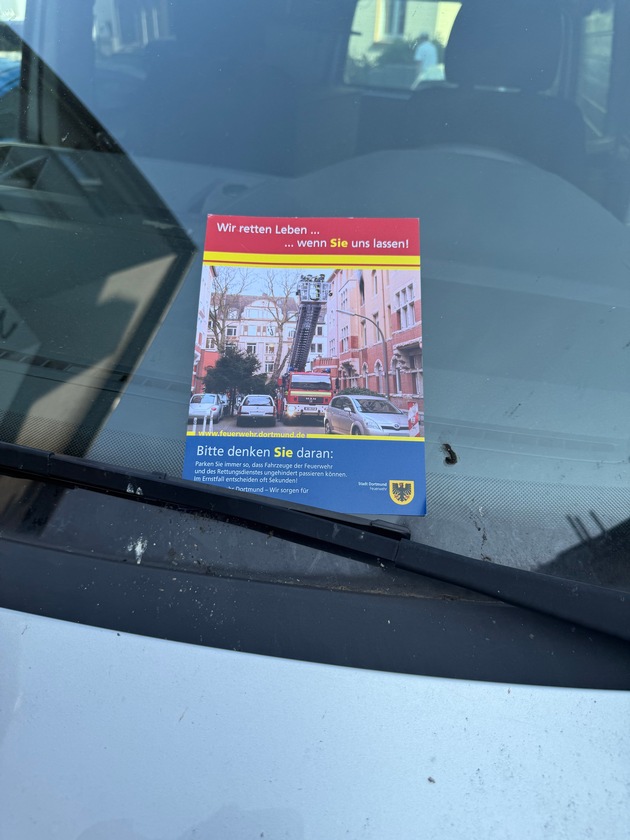 FW-DO: Kohlenmonoxid Austritt im Kreuzviertel - Falschparker behindern Feuerwehreinsatz