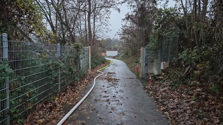 FW-EN: Wetter - Feuerwehr zu Wochenbeginn mehrmals im Einsatz