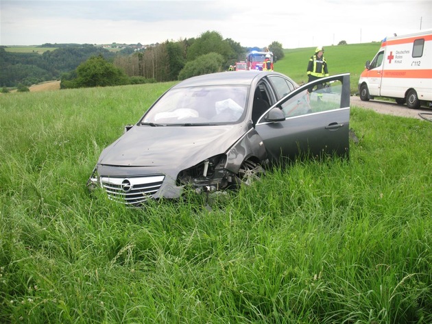 POL-PDPS: Saalstadt - Verkehrsunfall mit tödlich verletztem Motorradfahrer