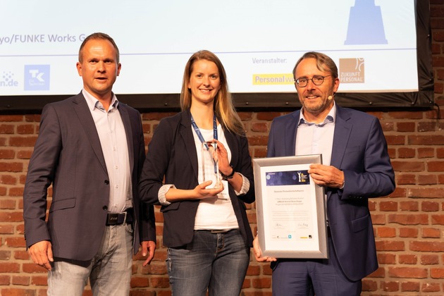 PR: LAMILUX wins German Human Resources Award 2022