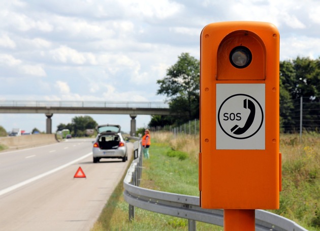 Kühlen Kopf bewahren / Der ADAC erklärt, worauf Autofahrer im Pannenfall achten sollten