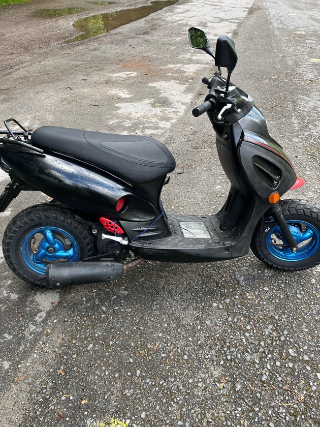 POL-GT: Wer vermisst diesen Motorroller?
