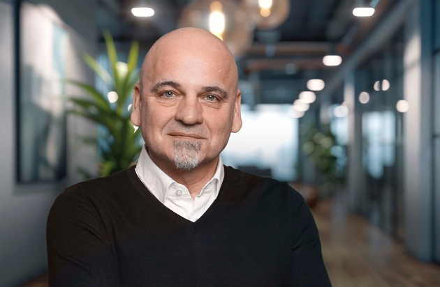 SPIO: SPIO arbeitet NS-Vergangenheit auf: Ehrenmedaillen von 14 Personen aberkannt / Neuer Preis der SPIO mit Fokus auf Demokratie und Rechtsstaatlichkeit