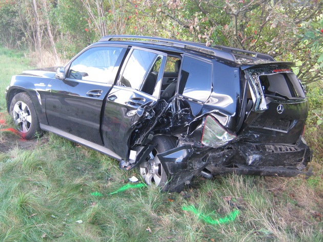 POL-WL: Schwerer Verkehrsunfall am Stauende