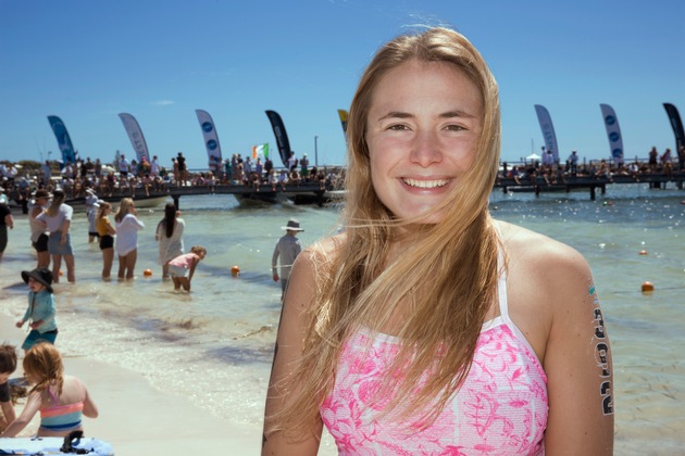 Herausragende Erfolgsserie in Australien fortgesetzt: Nathalie Pohl als schnellste Europäerin bei einem der größten Freiwasserschwimmen der Welt (FOTO)