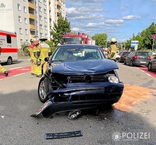 POL-PPWP: Unfall sorgt für Behinderungen im Feierabendverkehr