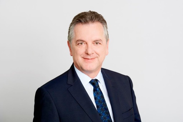 Chubb ernennt Henrik Petersson zum neuen Line Manager Financial Lines und Cyber für Österreich
