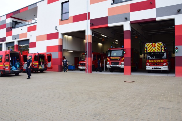 FW-GE: Die neue Feuerwache Heßler geht in Dienst
Einzug XXL