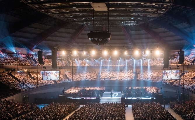 Klimafreundlich zu Musicals und Festivals: DB Event-Angebote erstmals für Kulturveranstaltungen buchbar/ Ab 14,39 Euro für Musicals Bethlehem und Judith sowie europäisches Gospelfestival buchbar