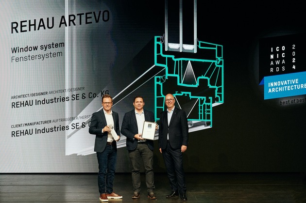 Spektakuläre Preisverleihung: REHAU Window Solutions nimmt Iconic Award 2024 für ARTEVO entgegen